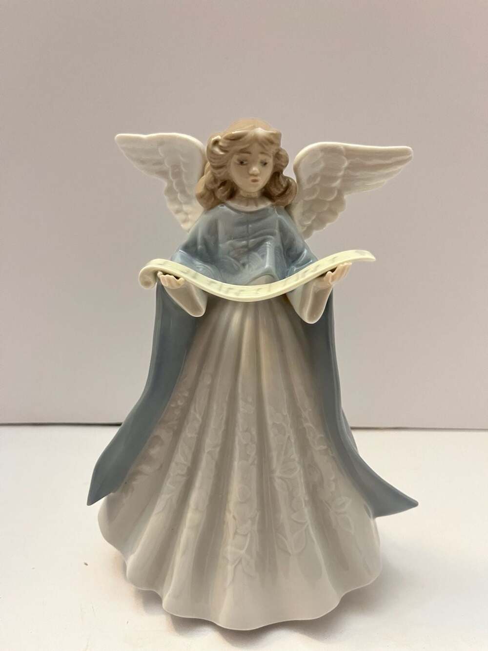 Vintage Lladro Porcelain Angel Tree Topper 7 1/2” Tall